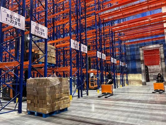 গুদাম 2-5 স্তর ইস্পাত প্যালেট র্যাক ক্ষয় প্রতিরক্ষা এবং অপসারণযোগ্য তারের জাল Decking ইস্পাত তাক ট্রে সঙ্গে